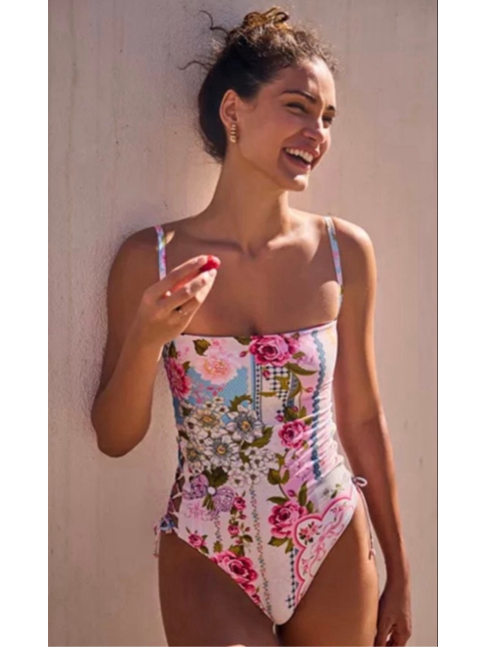 New Agua Bendita Mariel Meraki Floral 1 Piece Swimsuit M White Pink - Picture 2 of 9
